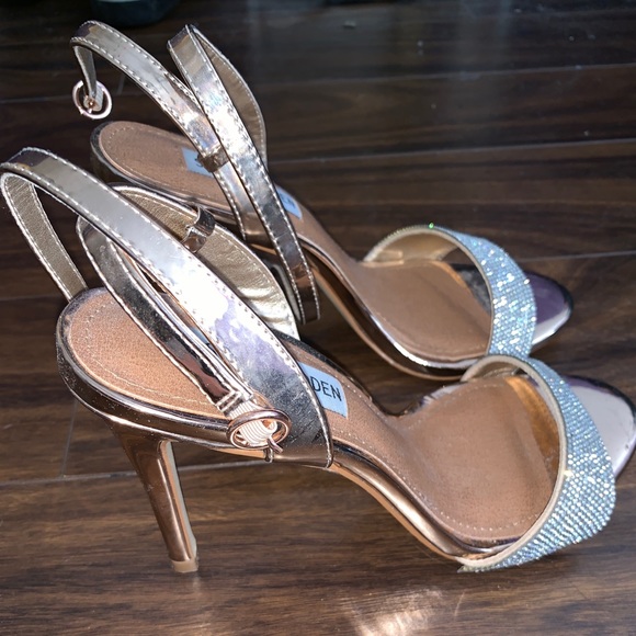 SOLD Steve Madden Rose Gold Open Toed Heels - Picture 2 of 2